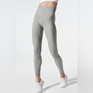 BLANQI Dove Gray SportSupport® Hipster Contour Leggings